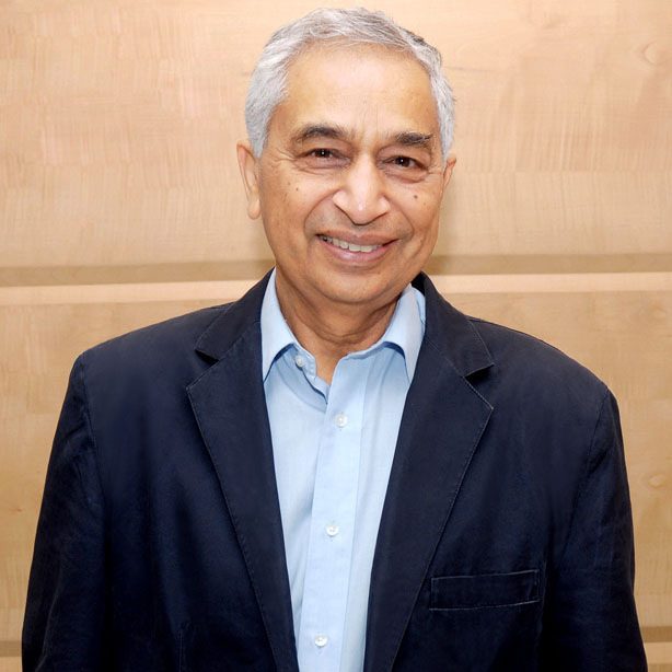 Mr. Vineet Nayyar